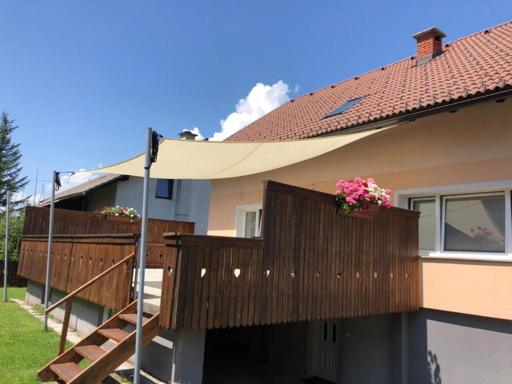 Apartma Kreda Mojstrana Exterior photo